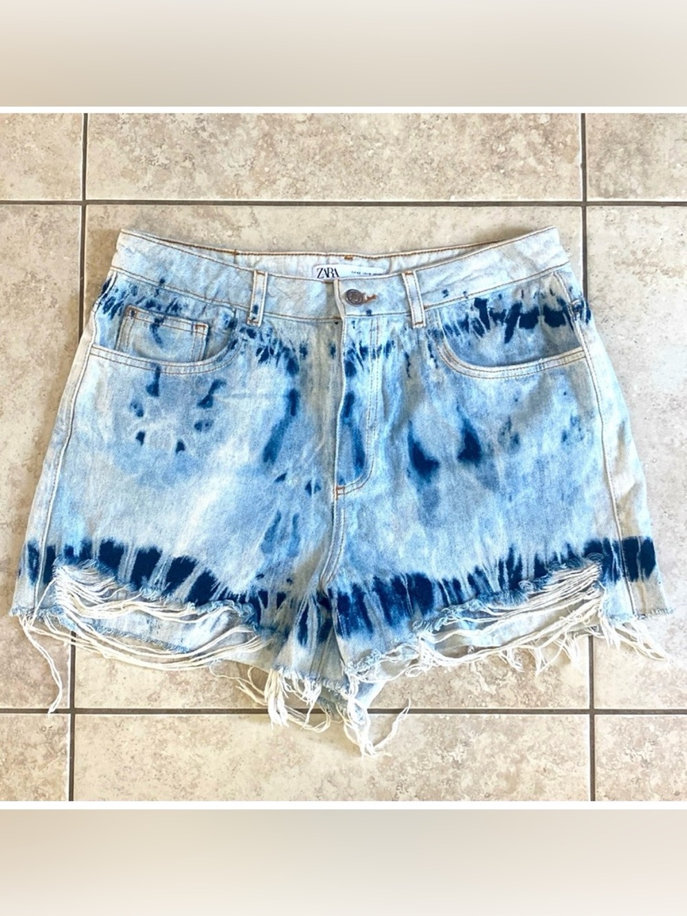 Zara distressed tie dye denim shorts. Size 10. EUC